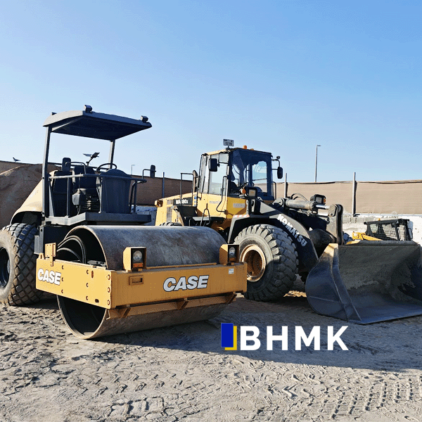 Drum roller Wheel Loader Shovel Road contractor Earthmoving earthworks road base compaction sand leveling