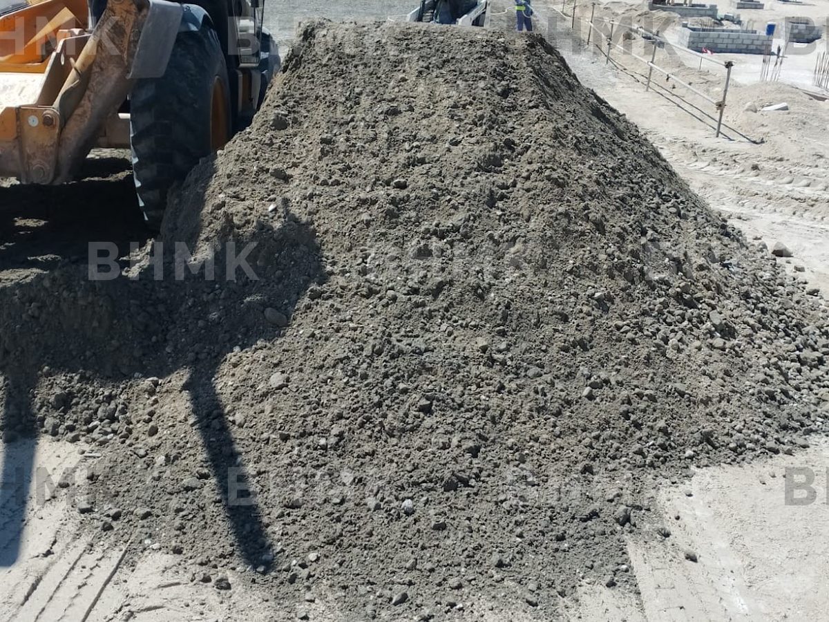 Aggregate road base material in Dubai