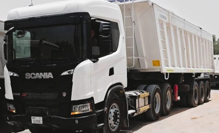 BHMK 3-AXLE Tipper Trailer Truck for large quantity sand and gravel and road base delivery in Dubai and UAE